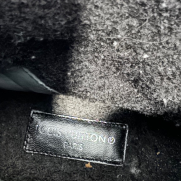 Louis Vuitton winter boots - Picture 6 of 6